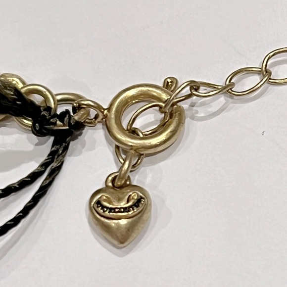 NWT Juicy Couture Pave Encrusted Bow Cuban Link Bracelet—Gold-Tone - Picture 4 of 8